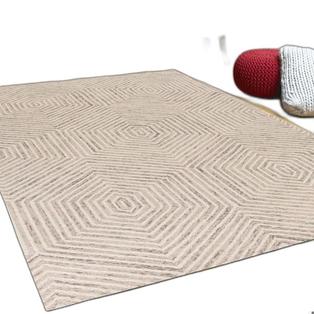 Homeroots 27 x 45 in. Wool Ivory Area Rug 353369